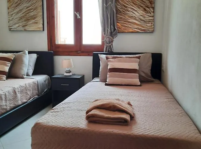 Axotikon In Naxos Town * Naxos City